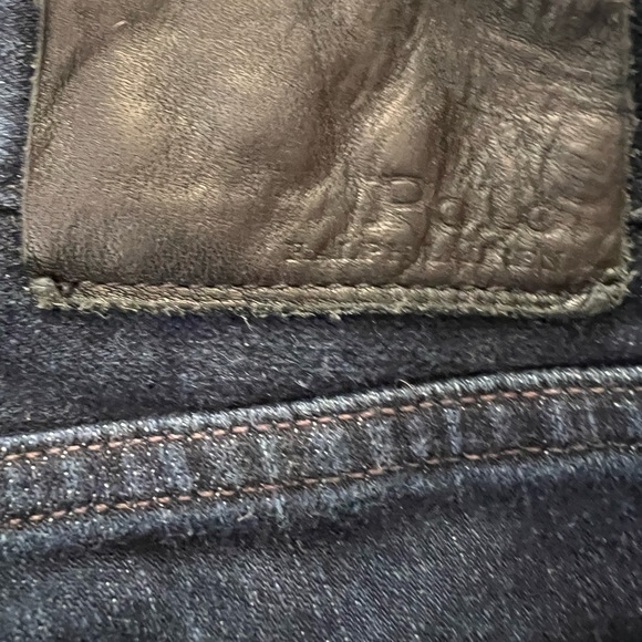 Polo jeans.  This classic look   Is a must in everyone’s closet. 36x32 - Picture 4 of 5